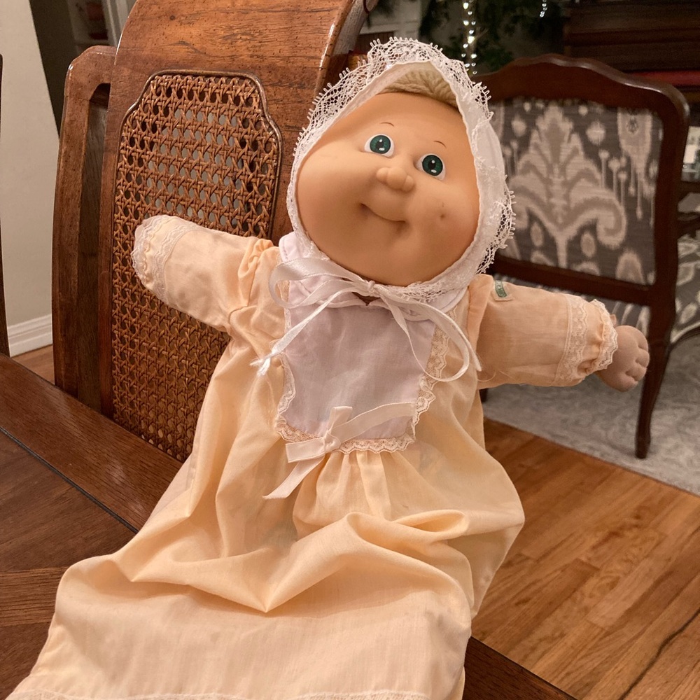 Original 1984 Cabbage Patch Kid with original Cabbage Patch Kids Dress & Bonnet
